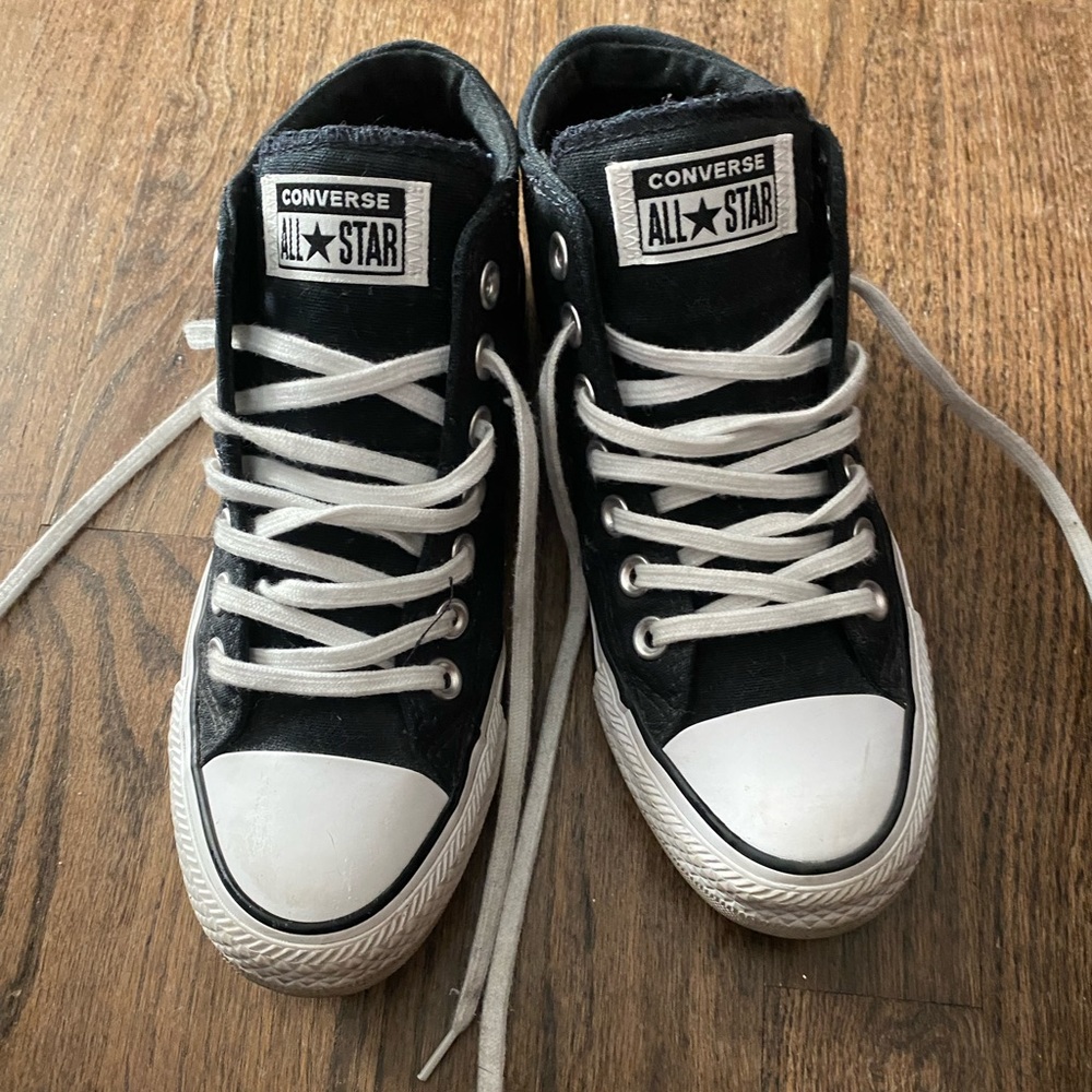 Converse Women’s Sneakers